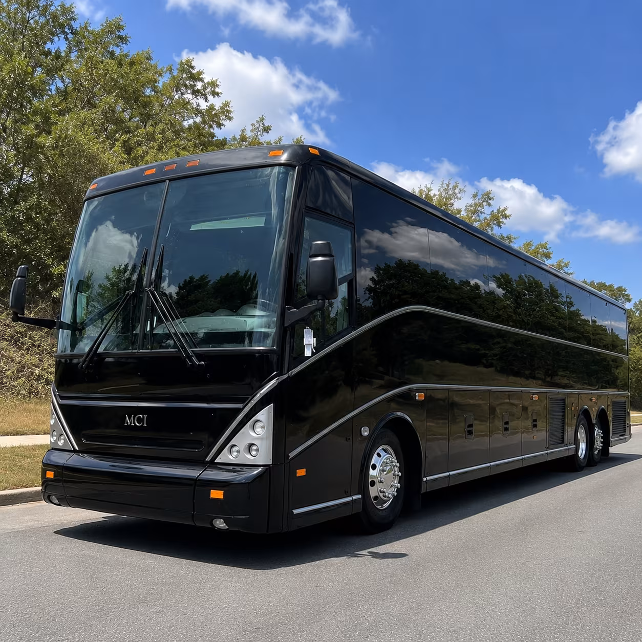 corporate shuttle service between oceanside hotels and the san diego convention center