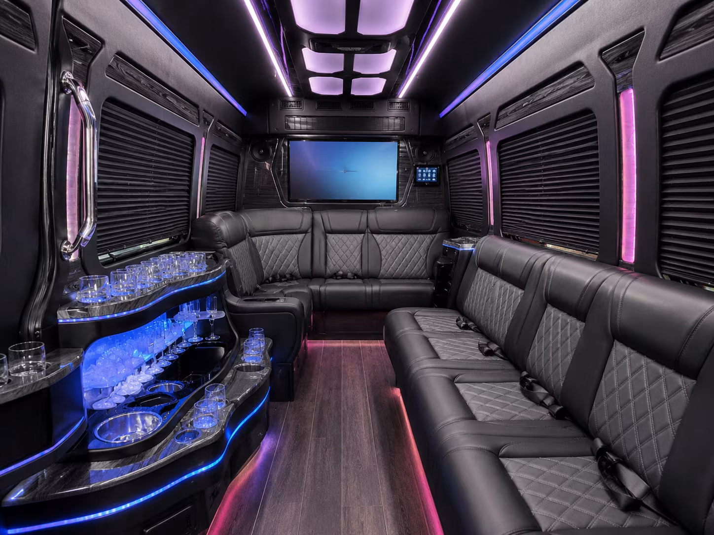 through a network of bus companies find long distance transportation to san diego temecula and phoenix